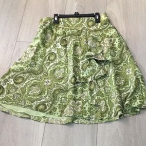 Ann Taylor Petite skirt in green print!
